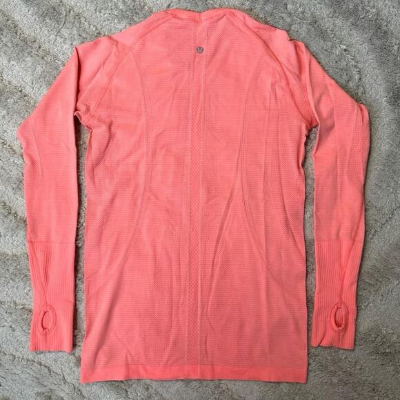 Lululemon Swiftly Tech Long Sleeve Shirt - Picture 2 of 5